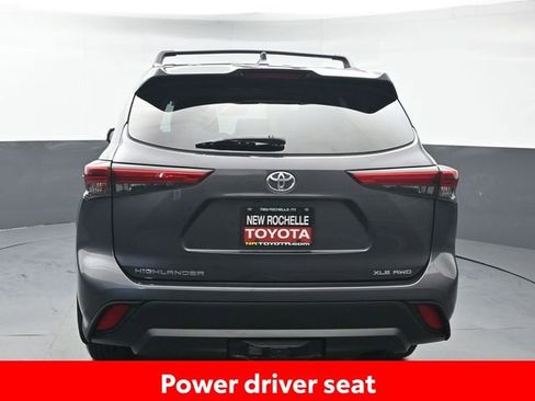 Certified 2021 Toyota Highlander XLE image 5