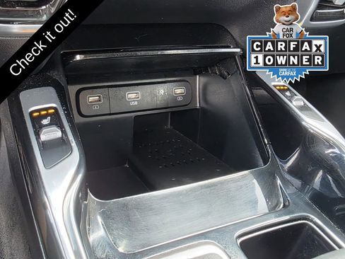 Used 2023 Kia Sorento SX AWD/4WD image 25