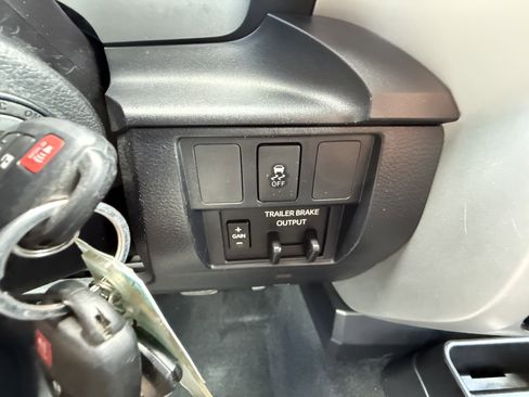 Certified 2019 Toyota Tundra SR5 AWD/4WD image 7