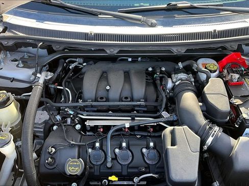 Used 2019 Ford Flex SEL w/ Equipment Group 202A FWD image 9