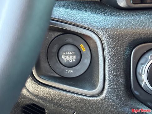 Used 2024 Jeep Wrangler Unlimited Sport AWD/4WD image 25