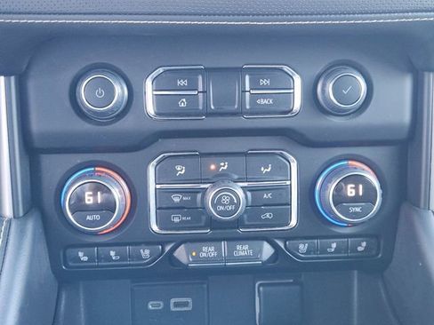 Used 2022 Chevrolet Tahoe Premier image 17