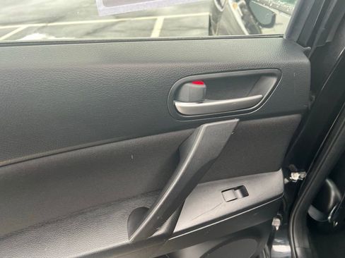 Used 2012 MAZDA MAZDA3 i Touring image 20