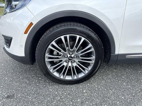 Used 2016 Lincoln MKX Reserve w/ Technology Package image 10