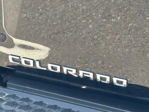 Used 2025 Chevrolet Colorado W/T RWD image 9