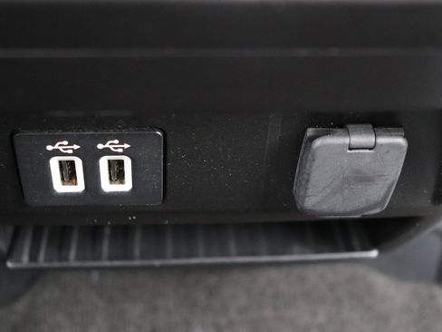 Used 2019 Ford F150 XLT w/ Equipment Group 302A Luxury image 40