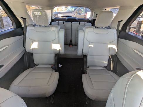 New 2026 Ford Explorer Active w/ Active Comfort Package image 16