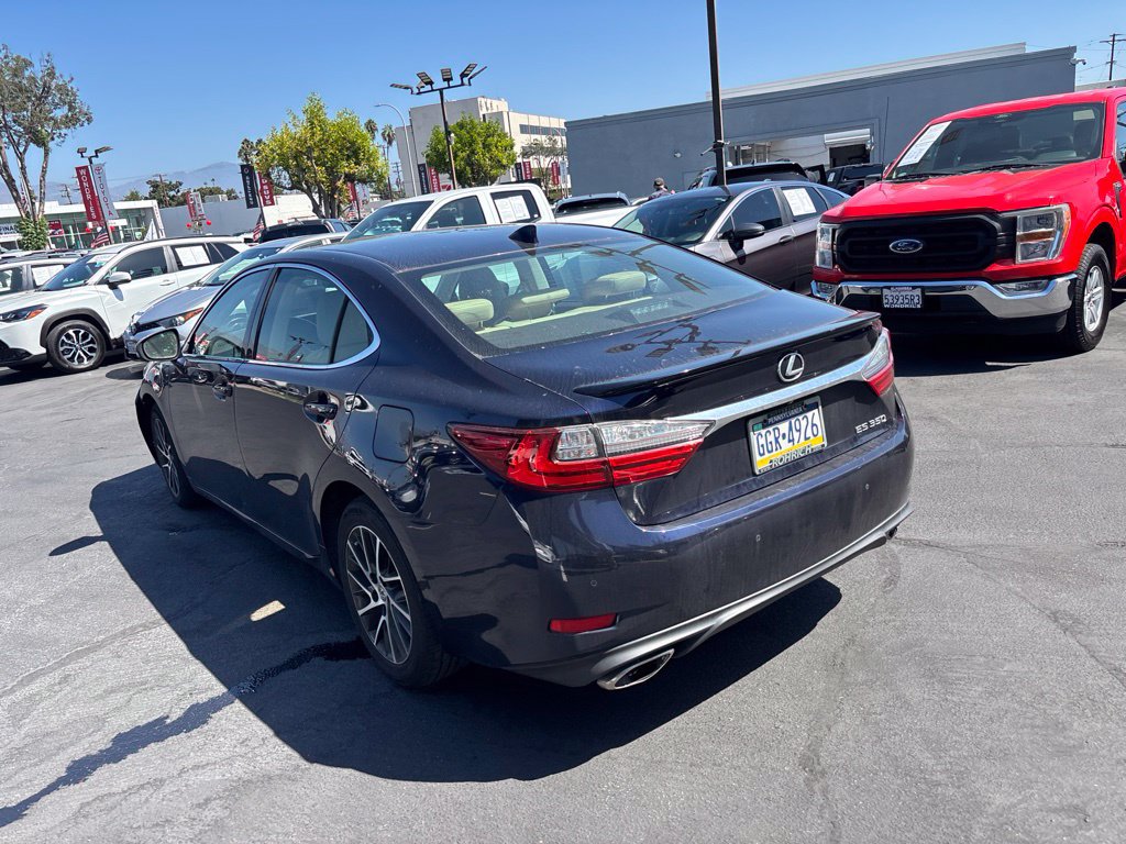 Used 2016 Lexus ES 350 w/ Premium Package w/Wood Trim FWD image 6