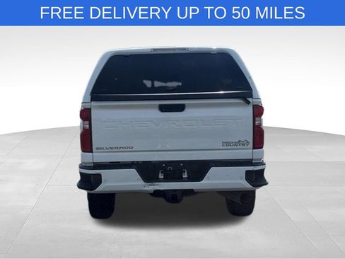 Used 2022 Chevrolet Silverado 2500 High Country w/ Technology Package AWD/4WD image 7
