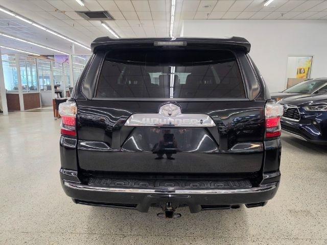 Used 2017 Toyota 4Runner Limited AWD/4WD image 5