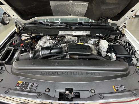 Used 2018 Chevrolet Silverado 3500 LT image 7