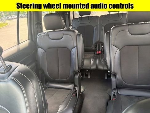 Used 2023 Jeep Grand Cherokee L Laredo AWD/4WD image 14