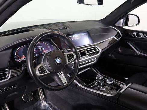 Used 2023 BMW X5 M50i w/ Executive Package image 34