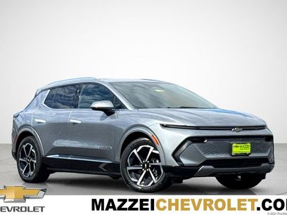 Used 2025 Chevrolet Equinox EV LT w/ Convenience Package