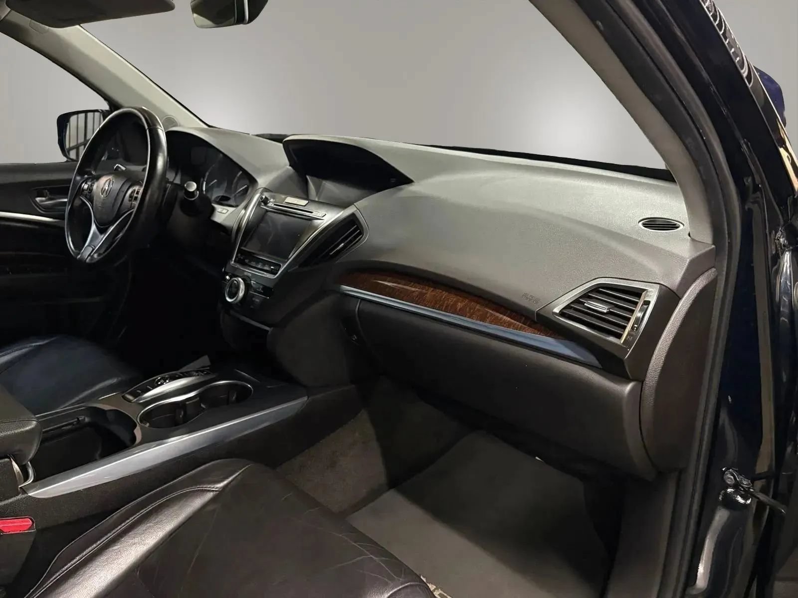 Used 2020 Acura MDX SH-AWD image 21