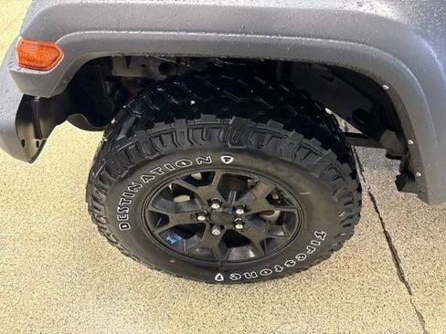 Used 2021 Jeep Wrangler Sport AWD/4WD image 11