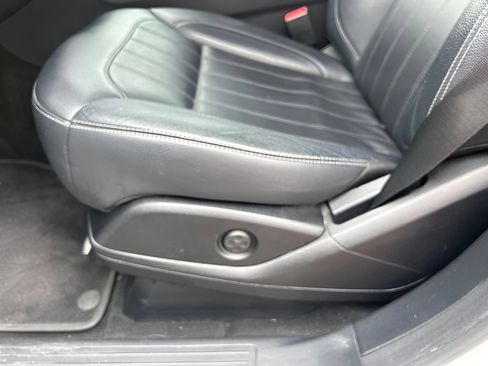 Used 2018 Mercedes-Benz GLE 350 4MATIC image 20