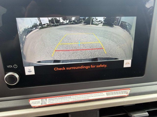Certified 2024 Toyota Tacoma SR AWD/4WD image 27