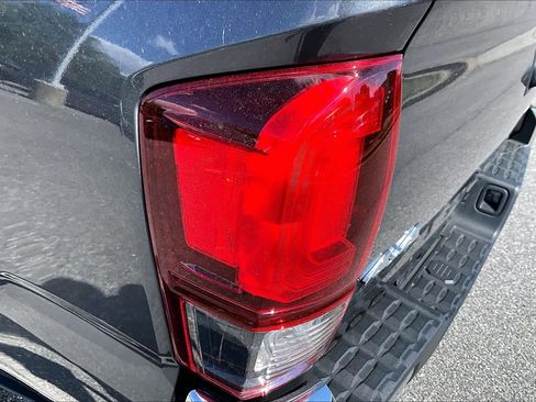 Used 2023 Toyota Tacoma SR5 AWD/4WD image 28
