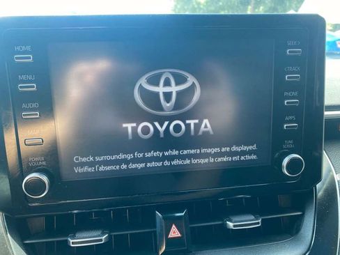 Used 2020 Toyota Corolla SE w/ SE Premium Package FWD image 36