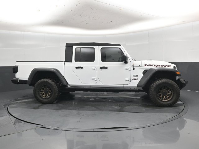 Used 2022 Jeep Gladiator Mojave AWD/4WD image 33