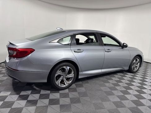 Used 2018 Honda Accord EX-L image 9