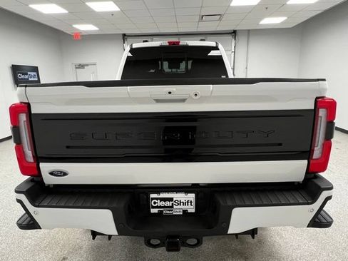 Used 2025 Ford F350 Platinum AWD/4WD image 10