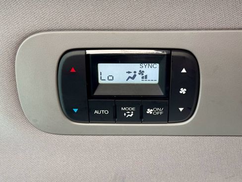Used 2018 Honda Odyssey Touring image 38