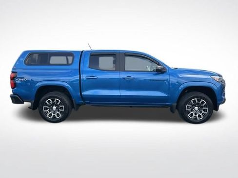 Used 2023 Chevrolet Colorado LT w/ LT Convenience Package III AWD/4WD image 17