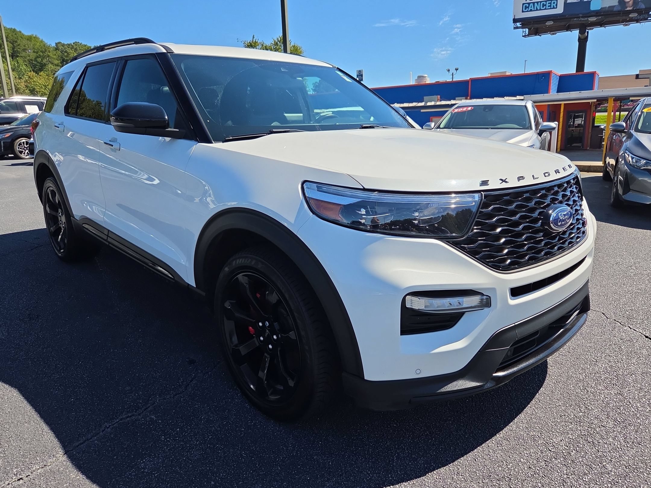 Used 2024 Ford Explorer ST w/ Equipment Group 401A AWD/4WD image 3