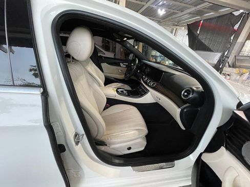Used 2018 Mercedes-Benz E 300 image 15
