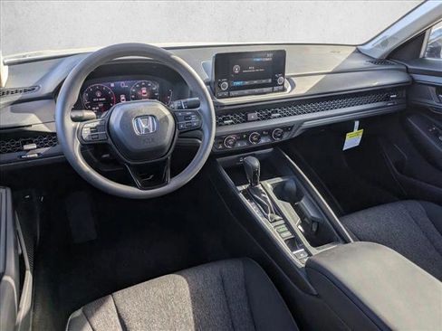 Certified 2025 Honda Accord SE image 14