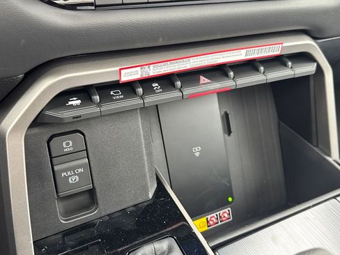 New 2026 Toyota Sequoia Platinum AWD/4WD image 35