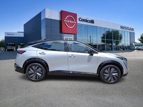 Certified 2023 Nissan Ariya FWD image 7