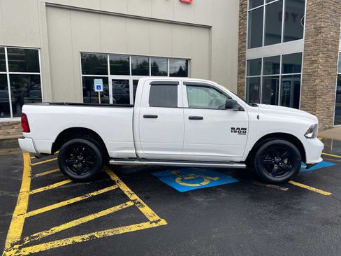 Used 2019 RAM 1500 Express w/ Express Value Package AWD/4WD image 15