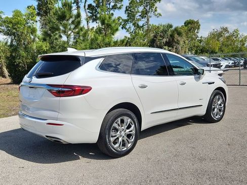 Certified 2021 Buick Enclave Avenir w/ Avenir Technology Package FWD image 4