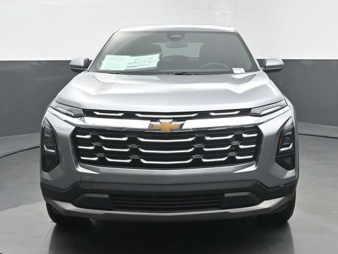 Used 2026 Chevrolet Equinox LT AWD/4WD image 8