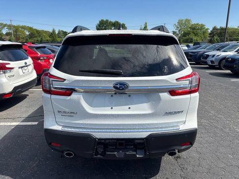 Certified 2025 Subaru Ascent Premium w/ Popular Package #2 AWD/4WD image 4