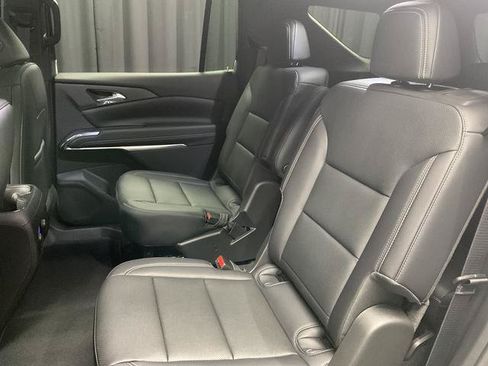 New 2026 Chevrolet Traverse LT w/ Midnight/Sport Edition AWD/4WD image 10