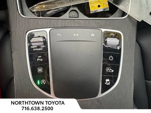 Used 2021 Mercedes-Benz GLC 300 4MATIC image 28