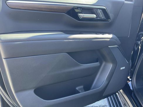 New 2026 Chevrolet Tahoe High Country image 16