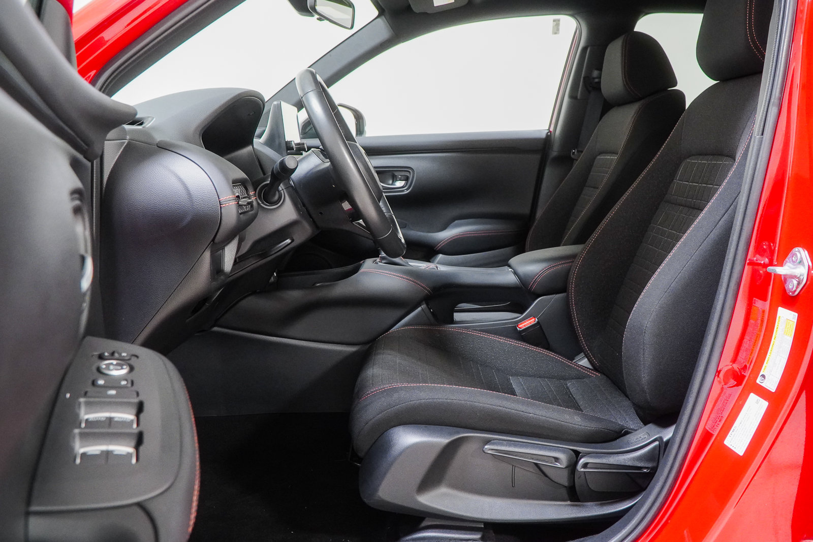 Certified 2024 Honda HR-V Sport image 19