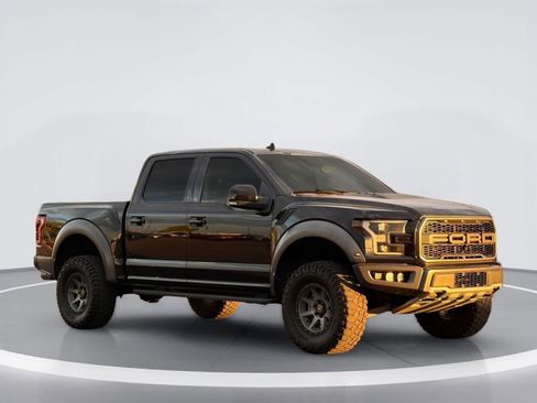 Used 2019 Ford F150 Raptor w/ Equipment Group 802A Luxury AWD/4WD image 4