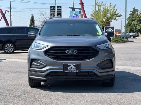 Used 2022 Ford Edge SE w/ Black Appearance Package AWD/4WD image 2