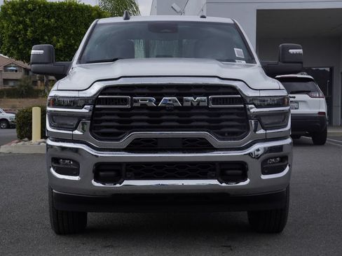 New 2026 RAM 2500 Tradesman AWD/4WD image 9