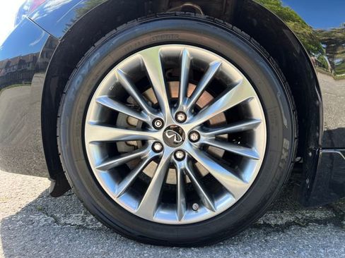 Used 2019 INFINITI Q50 Luxe AWD/4WD image 16