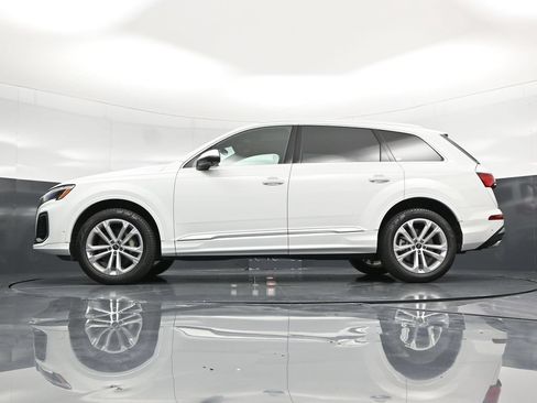 Used 2025 Audi Q7 3.0T Premium Plus AWD/4WD image 56