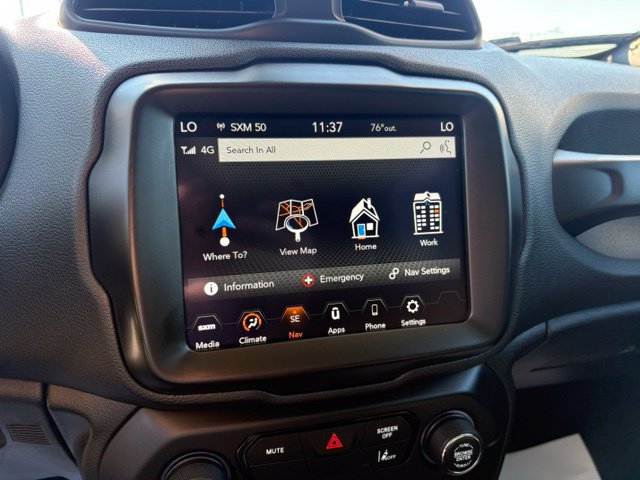 Used 2023 Jeep Renegade Latitude AWD/4WD image 17