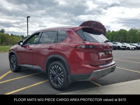 Certified 2025 Nissan Rogue SL w/ SL Premium Package AWD/4WD image 4