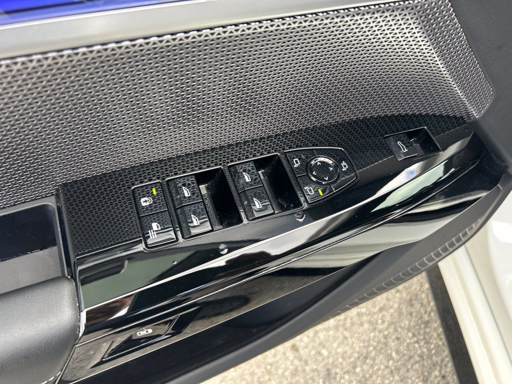 Used 2026 BMW 740i RWD image 36